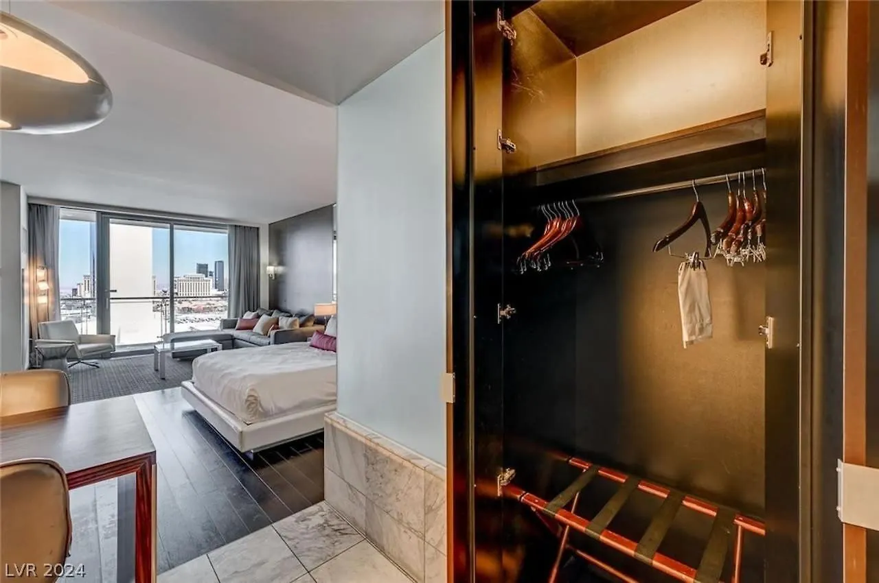 Daire Stylish Palms Mountain View Studio Balcony Access 28309 Las Vegas