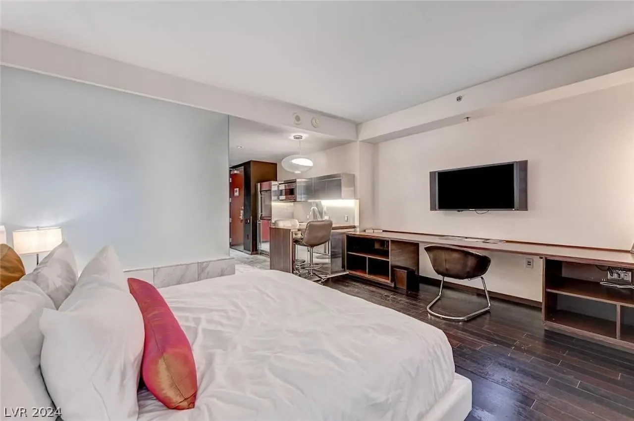 아파트 Stylish Palms Mountain View Studio Balcony Access 28309 라스베이거스